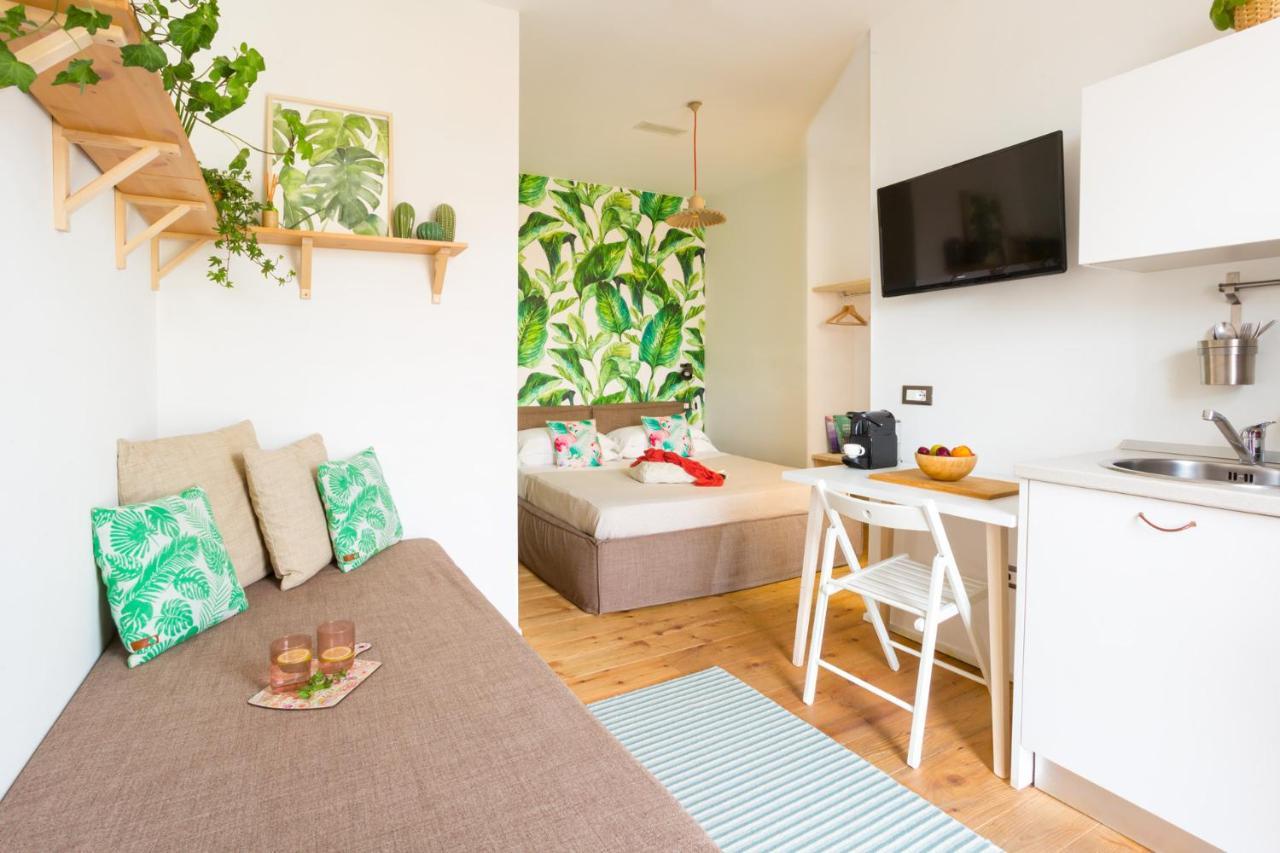 Duomo Views, Light, Jungle-Inspired Studio With Terrace Milán Exterior foto